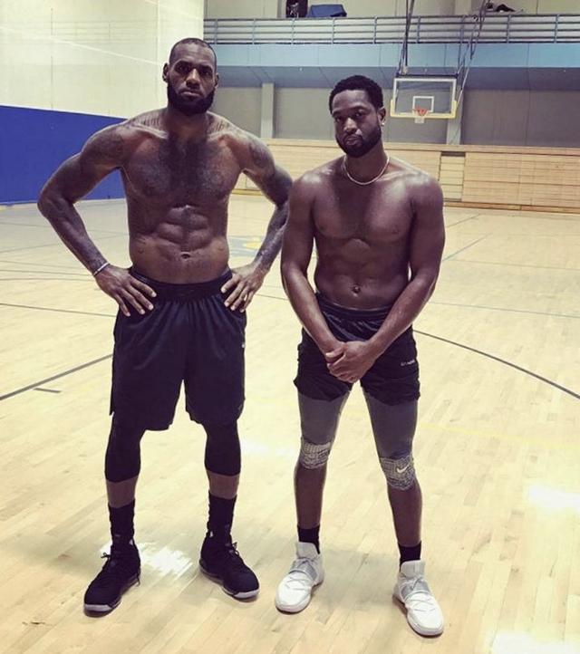 对四缝速球 对四缝速球